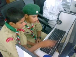 الكشافة والمرشدات