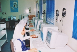 الانشطة العلمية