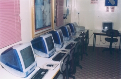 الابنية والمرافق