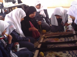 الكشافة والمرشدات