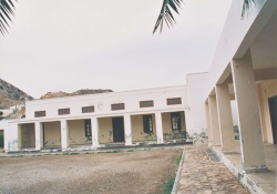 الابنية والمرافق