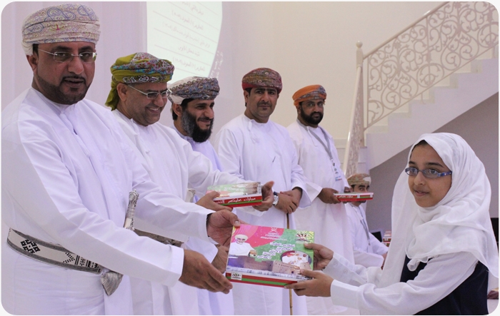 تكريم الطلبة المجيدين بولايتي الرستاق والعوابي